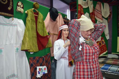 В Агрызе состоялся праздник, посвященный торжественному открытию Года национальных культур и традиций (ФОТОРЕПОРТАЖ)