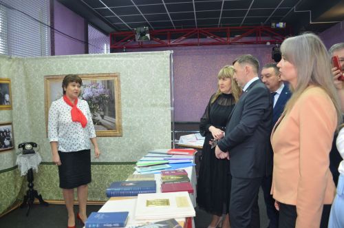 В Агрызском районе торжественно открыли Год педагога и наставника (БОЛЬШОЙ ФОТОРЕПОРТАЖ)