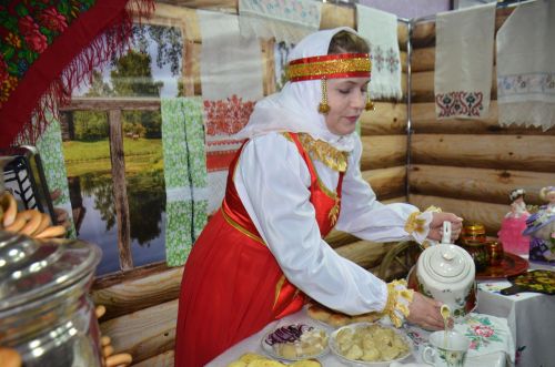 В Агрызе состоялся праздник, посвященный торжественному открытию Года национальных культур и традиций (ФОТОРЕПОРТАЖ)