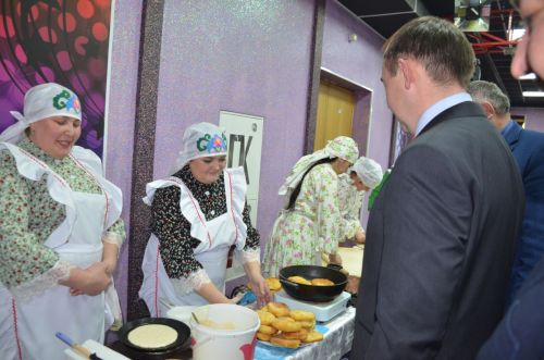 В Агрызе состоялся праздник, посвященный торжественному открытию Года национальных культур и традиций (ФОТОРЕПОРТАЖ)