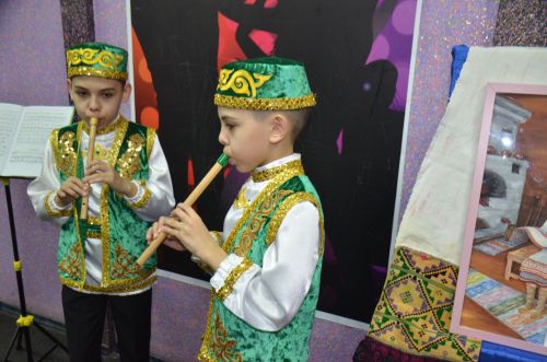 В Агрызе состоялся праздник, посвященный торжественному открытию Года национальных культур и традиций (ФОТОРЕПОРТАЖ)