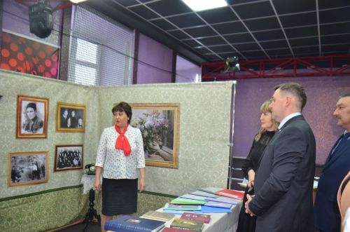 В Агрызском районе торжественно открыли Год педагога и наставника (БОЛЬШОЙ ФОТОРЕПОРТАЖ)