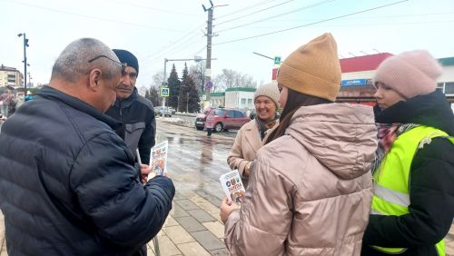 Агрызским водителям напомнили о правилах перевозки детей