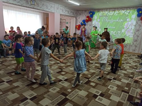 1нче санлы балалар бакчасында Нәүрүз узды
