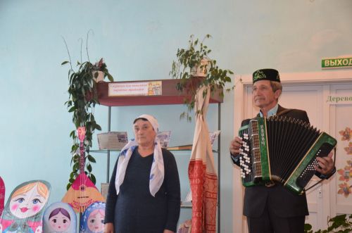 В родном селе Габдуллы Галиева открыли мемориальную доску