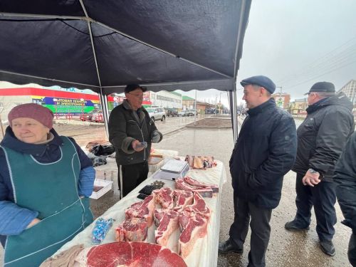 Широким ассортиментом радует агрызцев весенняя ярмарка (ФОТОРЕПОРТАЖ)