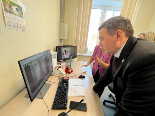 Ленар Нургаянов с рабочим визитом посетил поликлинику