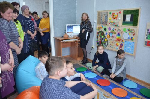 При агрызской детской библиотеке открылась сенсорная комната