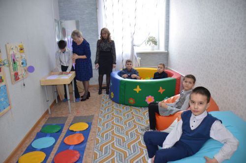При агрызской детской библиотеке открылась сенсорная комната