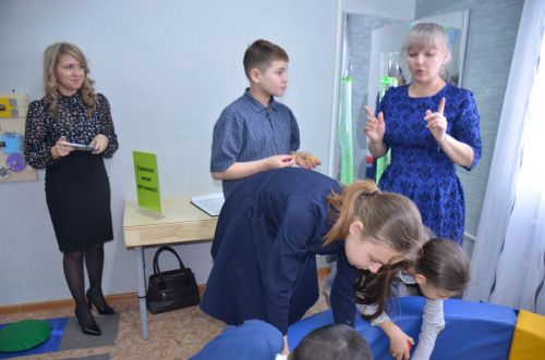 При агрызской детской библиотеке открылась сенсорная комната