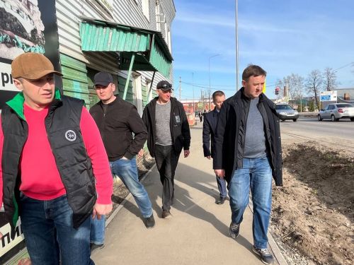 Ленар Нургаянов провел пешее совещание по нижней части Агрыза (ФОТОРЕПОРТАЖ)