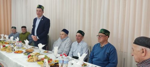 Район кулланучылар җәмгыяте ифтар мәҗлесе уздырды