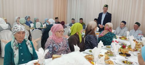 Район кулланучылар җәмгыяте ифтар мәҗлесе уздырды