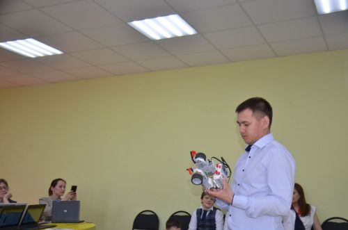 В школе №3 прошел семинар, посвященный деятельности центрам «Точка роста» (ФОТОРЕПОРТАЖ)