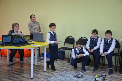 В школе №3 прошел семинар, посвященный деятельности центрам «Точка роста» (ФОТОРЕПОРТАЖ)