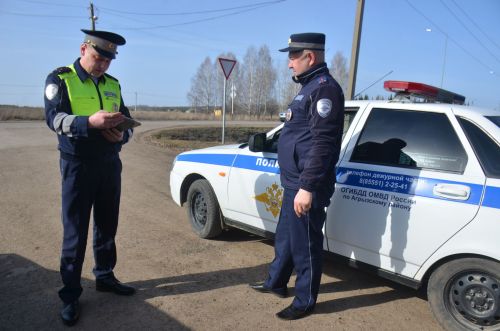 Интервью с начальником отделения ГИБДДД Юрием Глезденевым