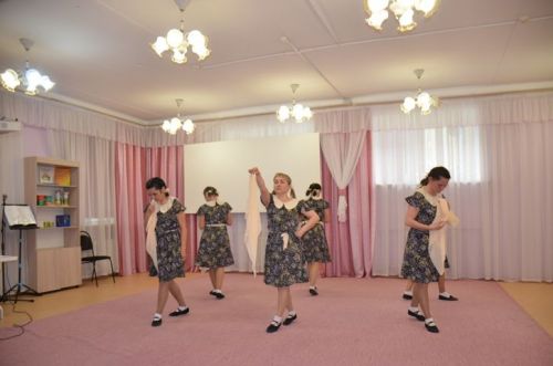 В детском саду №8 прошел благотворительный концерт в поддержку российских солдат – участников СВО