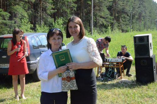 В Агрызе наградили лучших медицинских работников