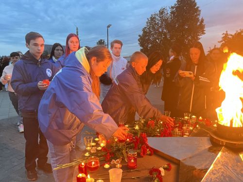 На площади Победы в Агрызе прошла акция «Свеча Памяти»