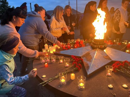 На площади Победы в Агрызе прошла акция «Свеча Памяти»