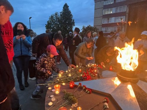 На площади Победы в Агрызе прошла акция «Свеча Памяти»