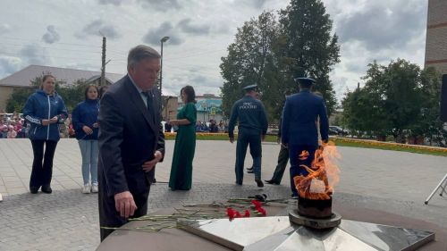 Жители Агрыза в День памяти и скорби собрались у Вечного огня