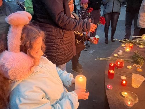 На площади Победы в Агрызе прошла акция «Свеча Памяти»