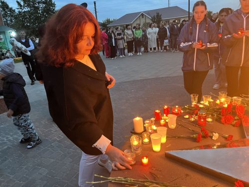 На площади Победы в Агрызе прошла акция «Свеча Памяти»