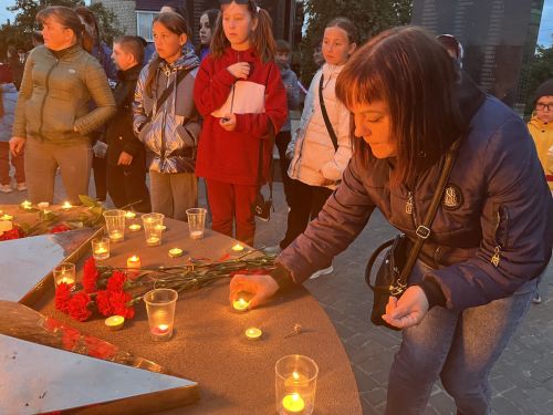 На площади Победы в Агрызе прошла акция «Свеча Памяти»