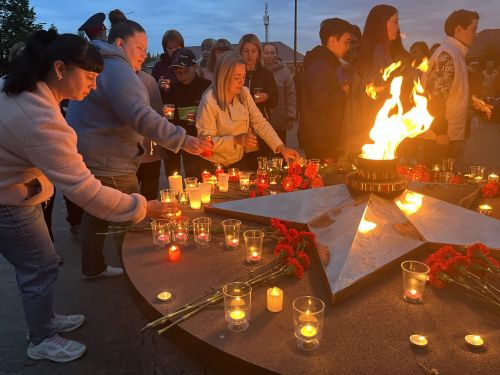 На площади Победы в Агрызе прошла акция «Свеча Памяти»