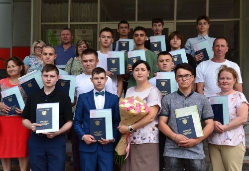 Агрызские студенты получили дипломы о среднем профессиональном образовании