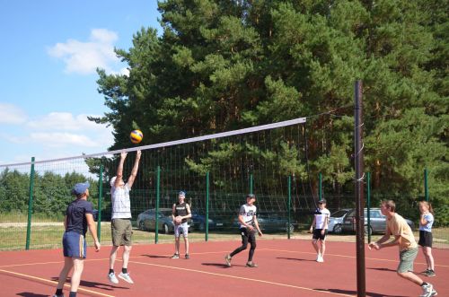 В селе Кадрякове открылась спортивная площадка