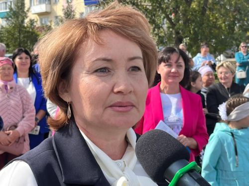 В Агрызе проходят торжественные линейки