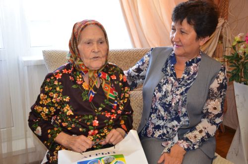 Жительница Агрыза Маргарита Антонова 30 лет отдала тяжелой профессии путейца