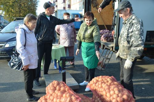 Әгерҗедә беренче көзге ярминкә гөрләде