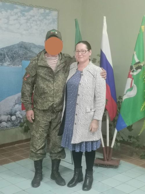 Жители Янга Аула торжественно встретили участника СВО