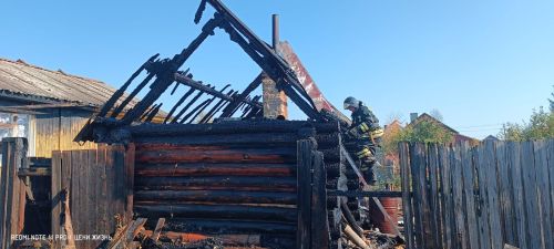 В Агрызе произошел пожар (ФОТО, ВИДЕО)
