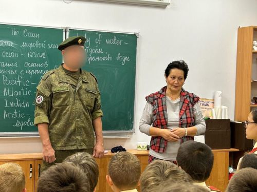 В школе №2 прошла встреча с участником СВО