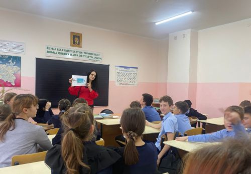 В школе №4 прошло мероприятие «Мы разные, но мы вместе»