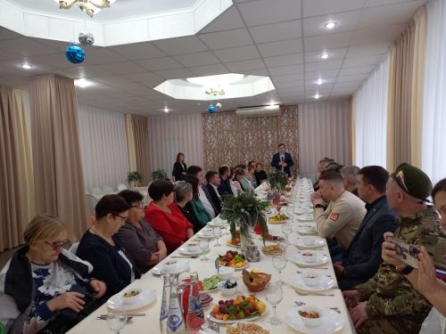 Әгерҗедә хәрбиләр һәм волонтерлар белән очрашу узды