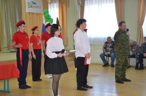 В Терсинской школе почтили память воинов, погибших в Чеченской войне
