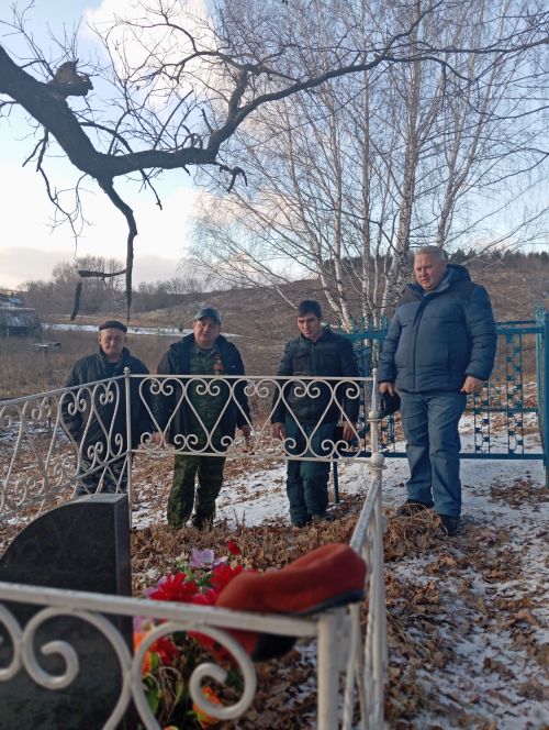 Районда Чечняда һәлак булганнарны искә алдылар