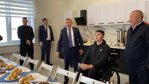 Бойцу СВО из Лаишевского района вручили ключи от нового дома