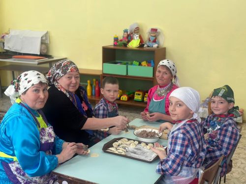 В Кучуковской школе отпраздновали День родных языков и провели «Пельменфест»