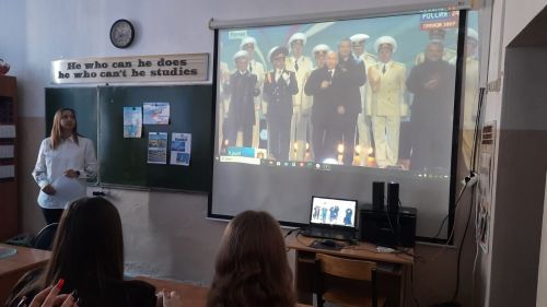 В гимназии прошел патриотический час на тему «Крым-сердце большой страны»