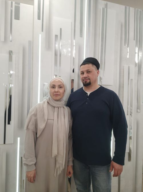 Хәмитовлар гаиләләре белән дин юлында