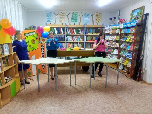 В детской библиотеке прошло праздничное мероприятие «В честь прекрасных женщин»