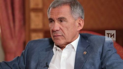 Рөстәм Миңнеханов: Үзебездән башка телебез беркемгә кирәк түгел