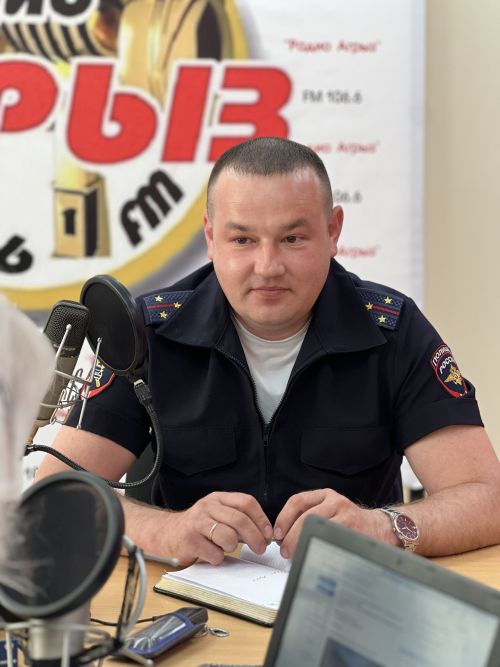 Начальник отделения ГИБДД Юрий Глезденев: ГАИ – это служба практически без выходных