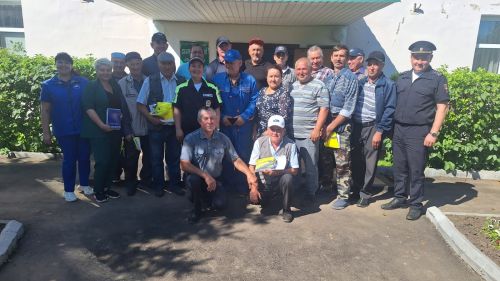 Перед началом учебного года с водителями школьных автобусов прошла профилактическая беседа